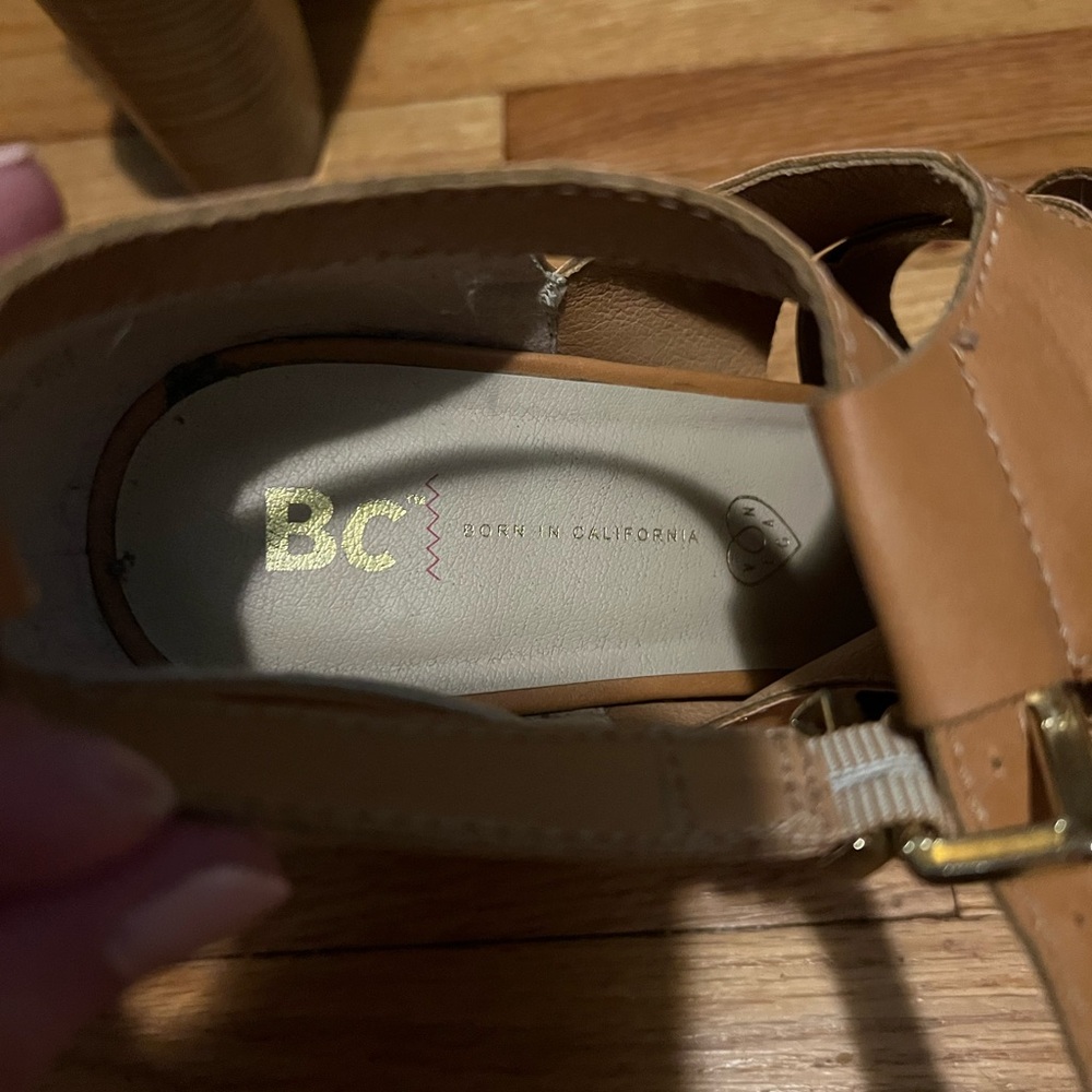 Crossover Heel In Camel - image 4